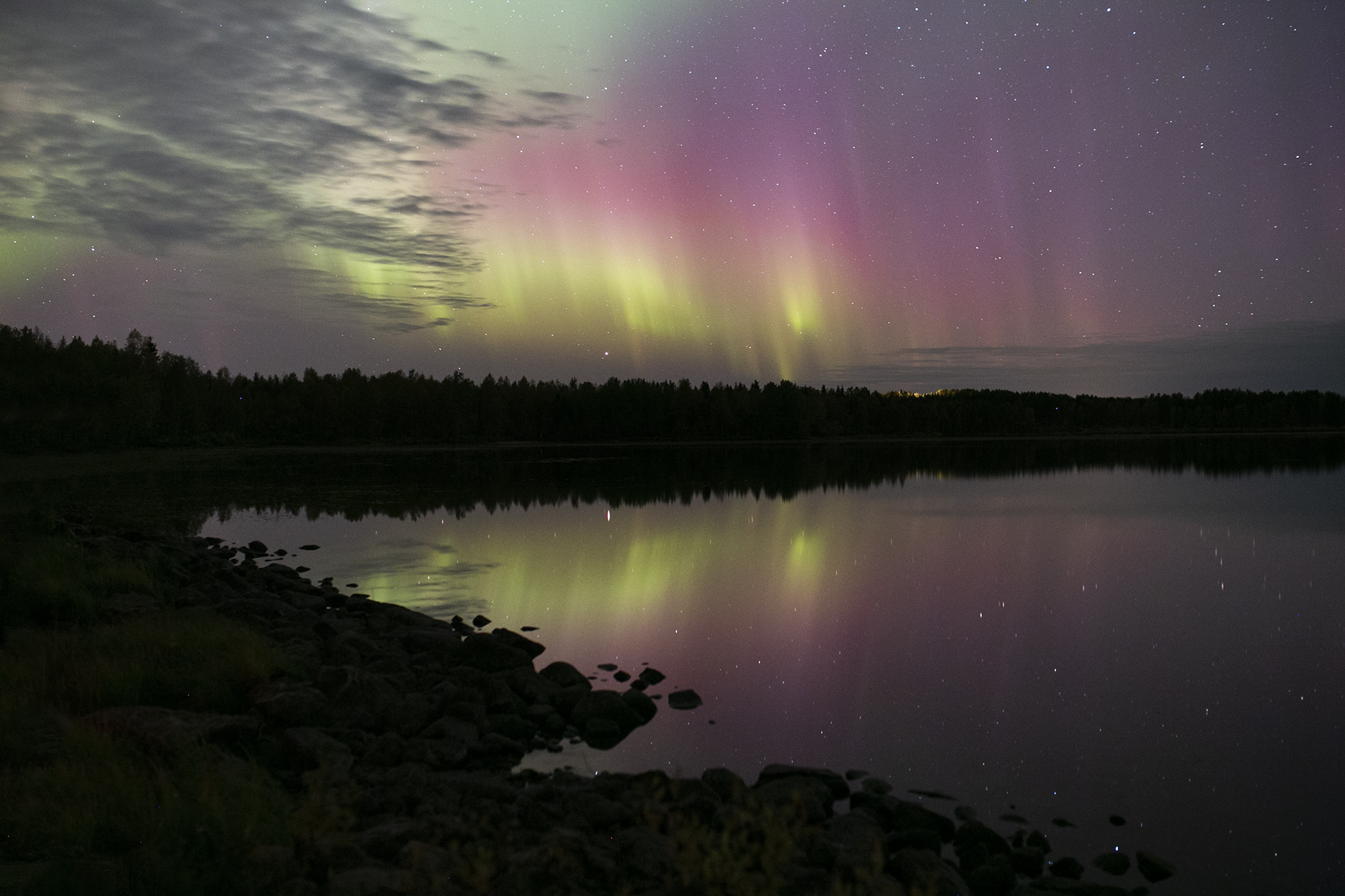 21 Lapland in reflection aurora Ondrej Kralik