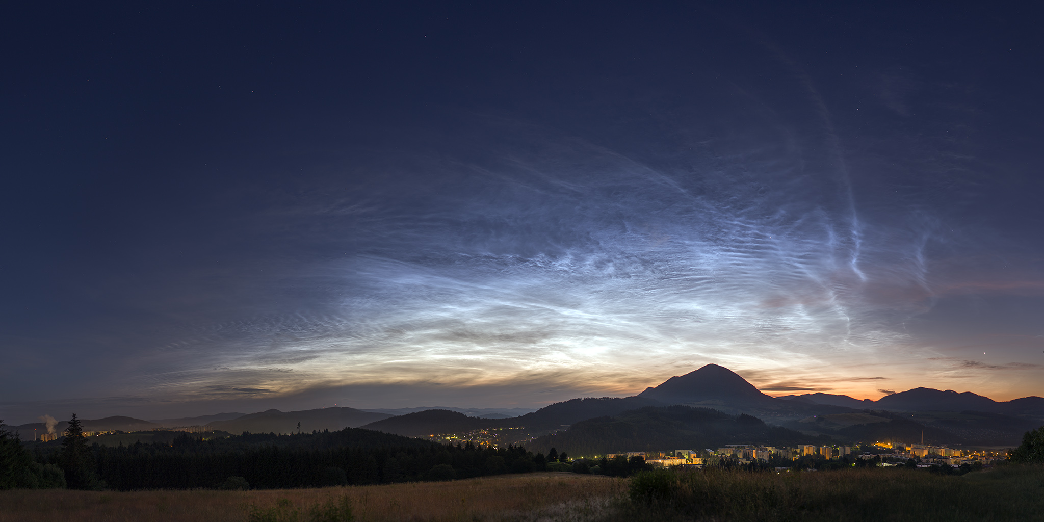 3 Massive NLC over Považská Bystrica NLC Ondrej Kralik