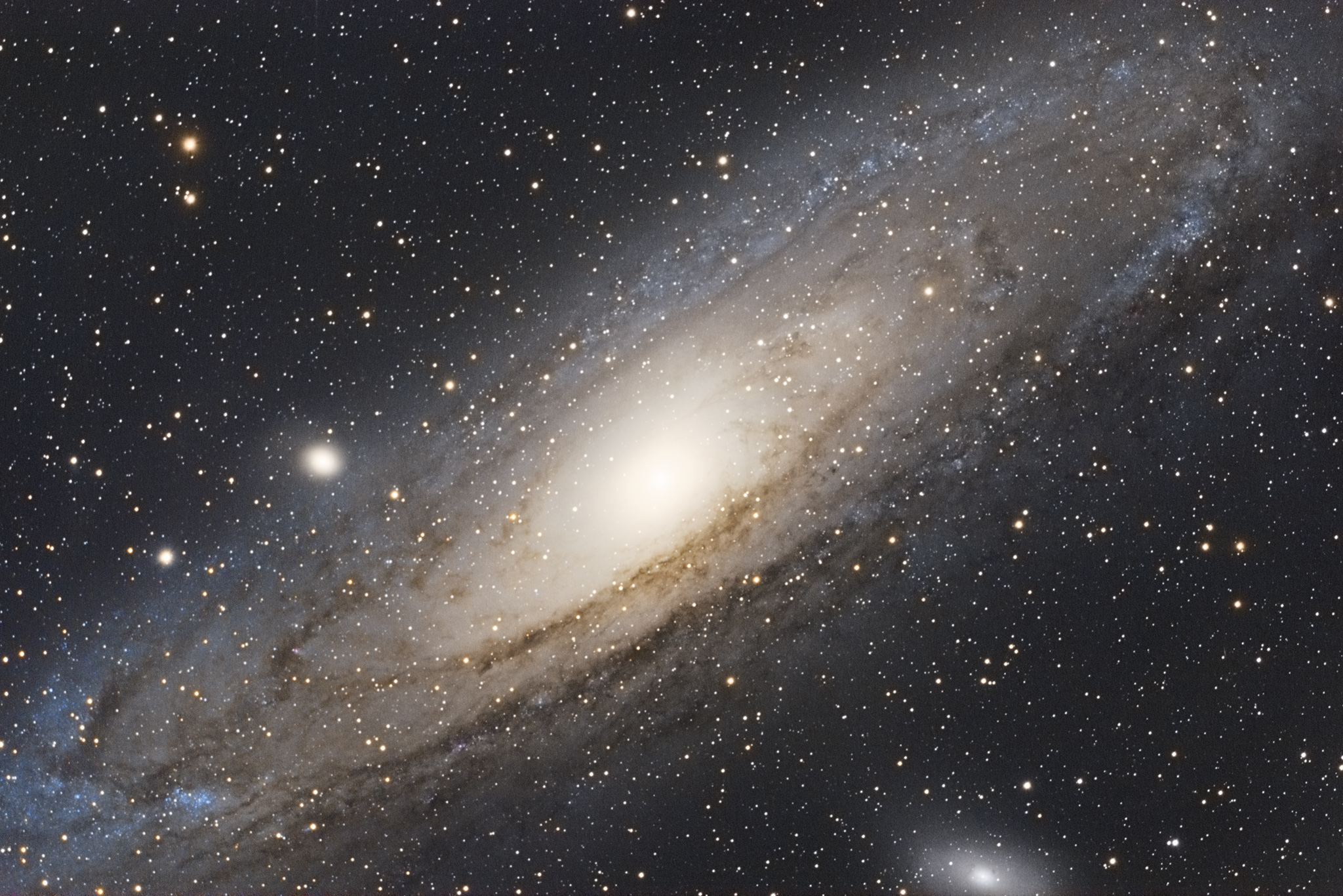 9 Andromeda galaxy in detail